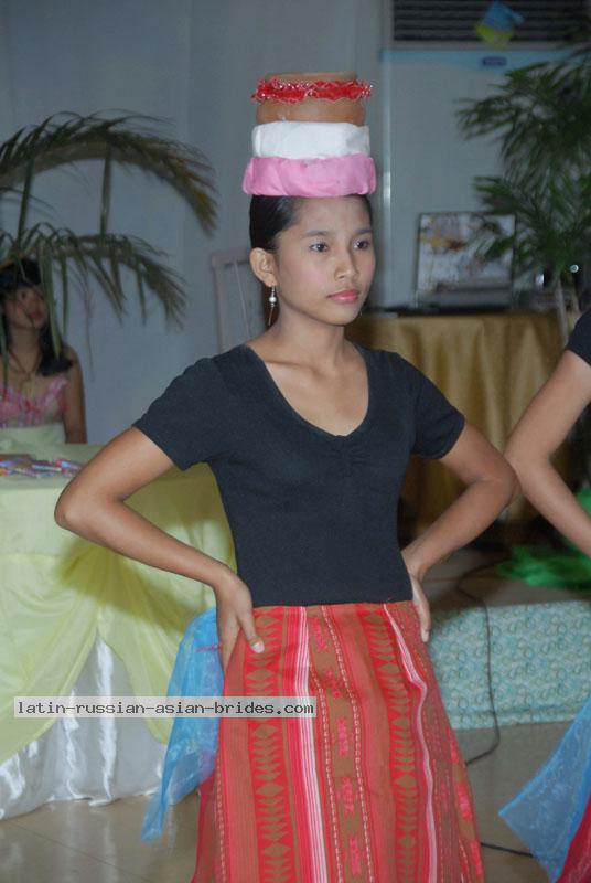 Philippines-women-2847