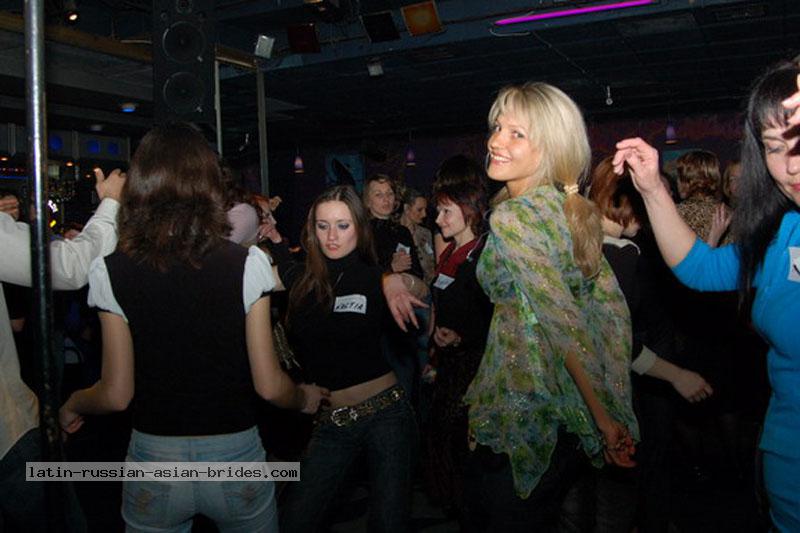 ukraine-women-0219